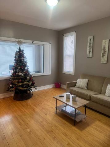 8520 South Kingston Avenue Chicago IL 60617