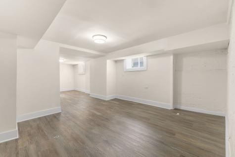 15818 Willard Avenue Harvey IL 60426