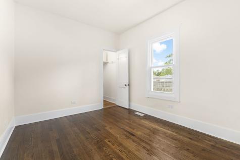 15818 Willard Avenue Harvey IL 60426