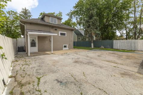15818 Willard Avenue Harvey IL 60426