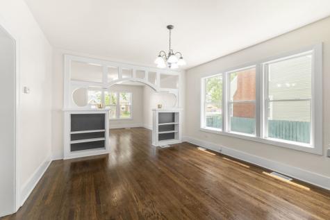 15818 Willard Avenue Harvey IL 60426