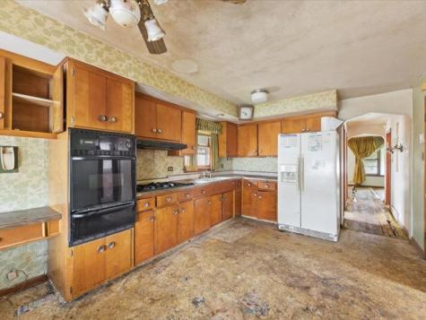 12651 South Harvard Avenue Chicago IL 60628