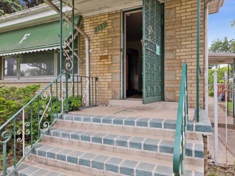 12651 South Harvard Avenue Chicago IL 60628