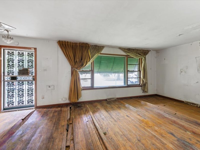 12651 South Harvard Avenue Chicago IL 60628