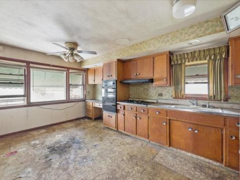 12651 South Harvard Avenue Chicago IL 60628
