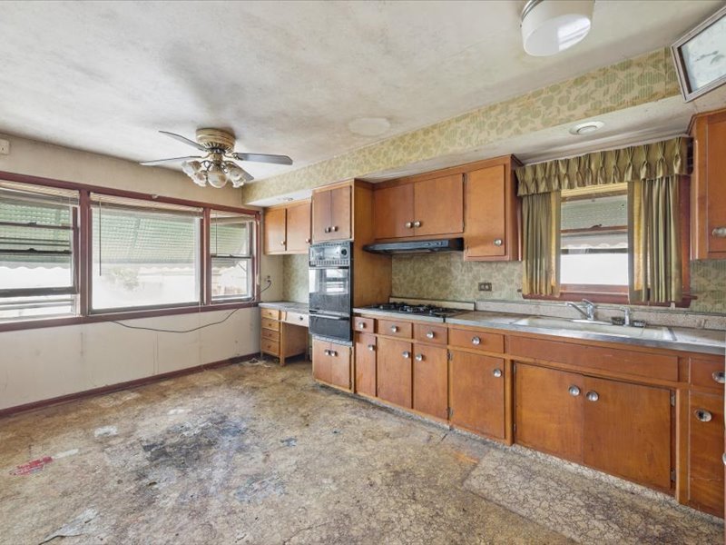 12651 South Harvard Avenue Chicago IL 60628