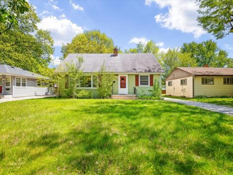 1521 Chelsea Avenue Rockford IL 61107