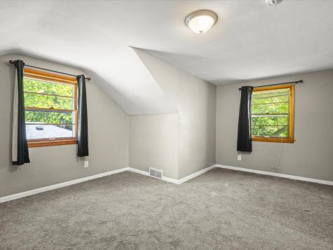 1521 Chelsea Avenue Rockford IL 61107