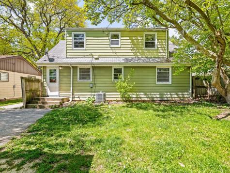 1521 Chelsea Avenue Rockford IL 61107
