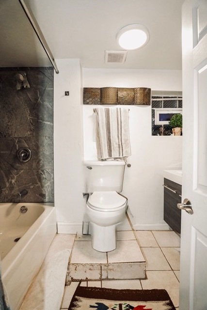 2711 North Marmora Avenue Chicago IL 60639