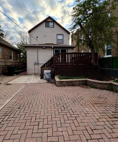 2711 North Marmora Avenue Chicago IL 60639