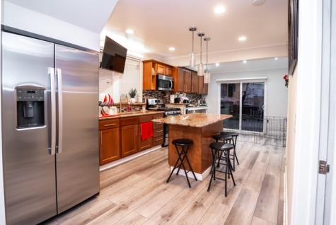 2711 North Marmora Avenue Chicago IL 60639