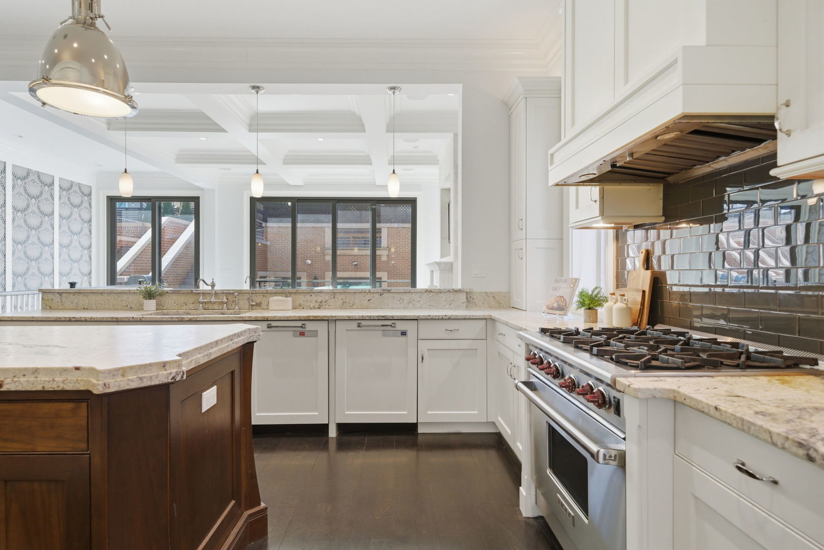 2658 North Mildred Avenue Chicago IL 60614