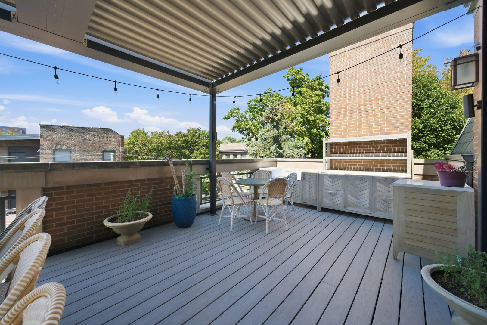 2658 North Mildred Avenue Chicago IL 60614