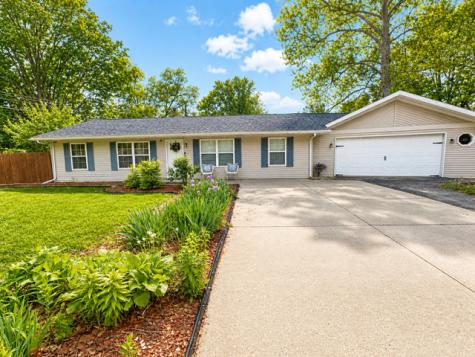 2107 Rodney Drive Champaign IL 61821