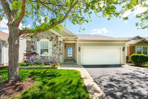 2661 Venetian Lane Elgin IL 60124