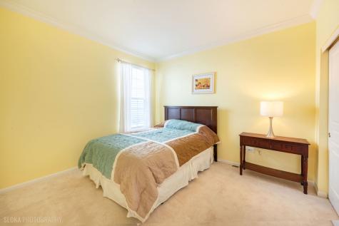 2661 Venetian Lane Elgin IL 60124