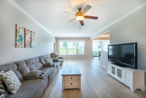 2661 Venetian Lane Elgin IL 60124