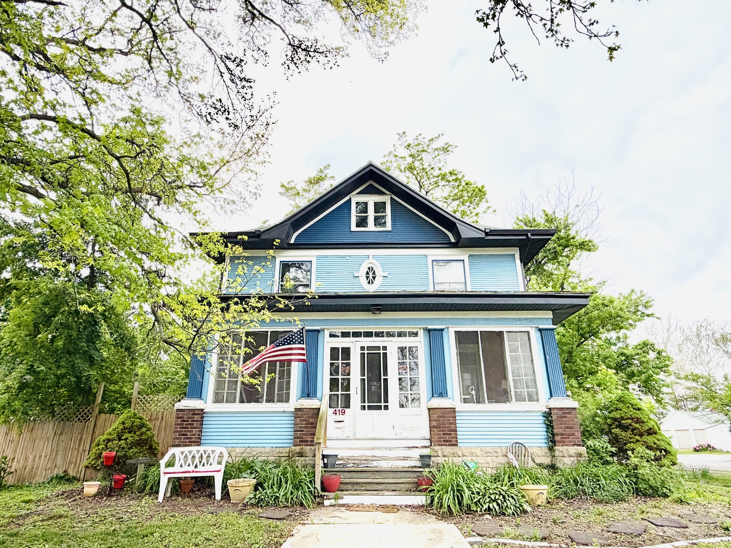 419 North Plum Street Farmer City IL 61842