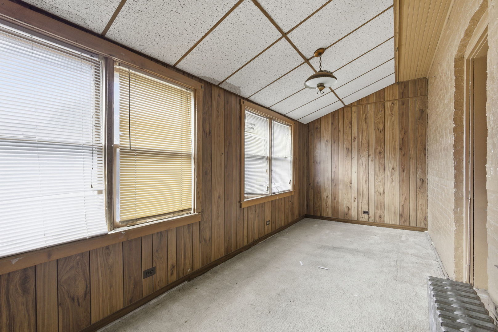 2924 North Merrimac Avenue Chicago IL 60634