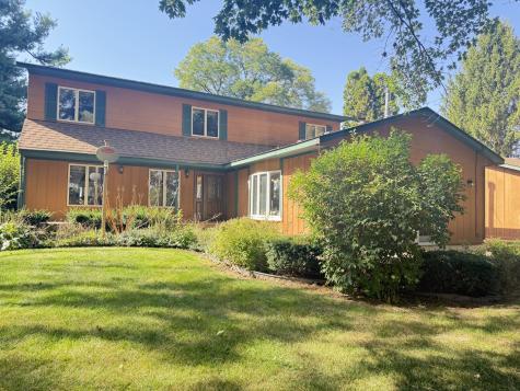 15758 County Line Road Capron IL 61012