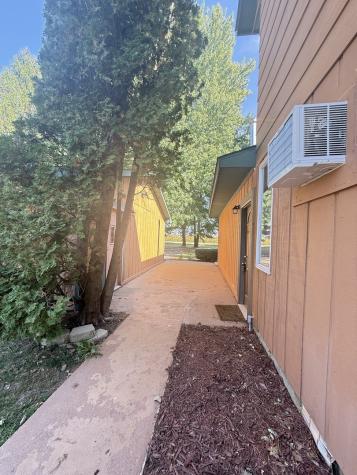 15758 County Line Road Capron IL 61012