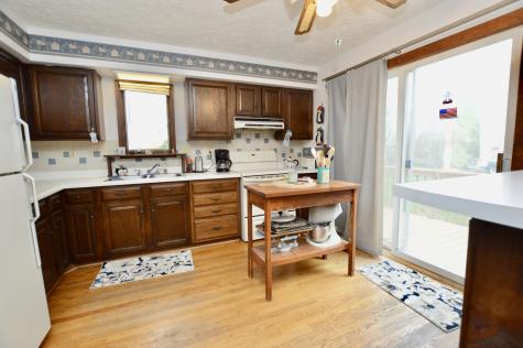 15758 County Line Road Capron IL 61012
