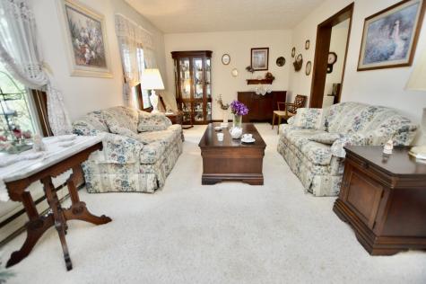15758 County Line Road Capron IL 61012
