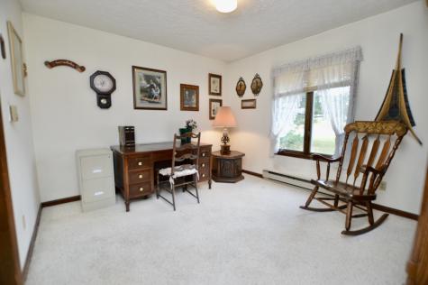 15758 County Line Road Capron IL 61012