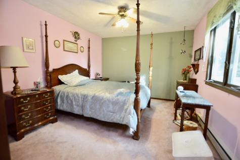 15758 County Line Road Capron IL 61012