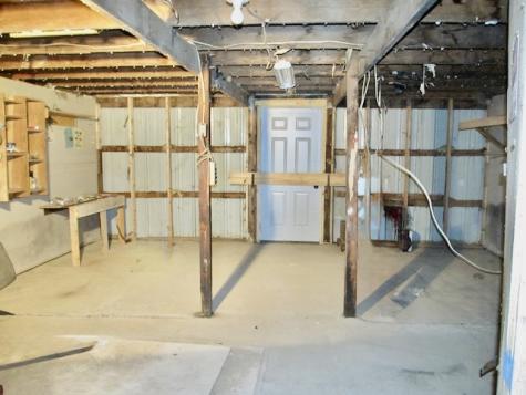 15758 County Line Road Capron IL 61012