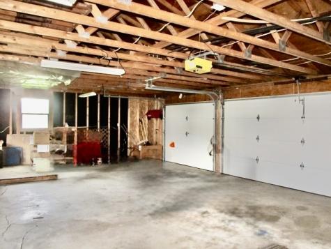 15758 County Line Road Capron IL 61012