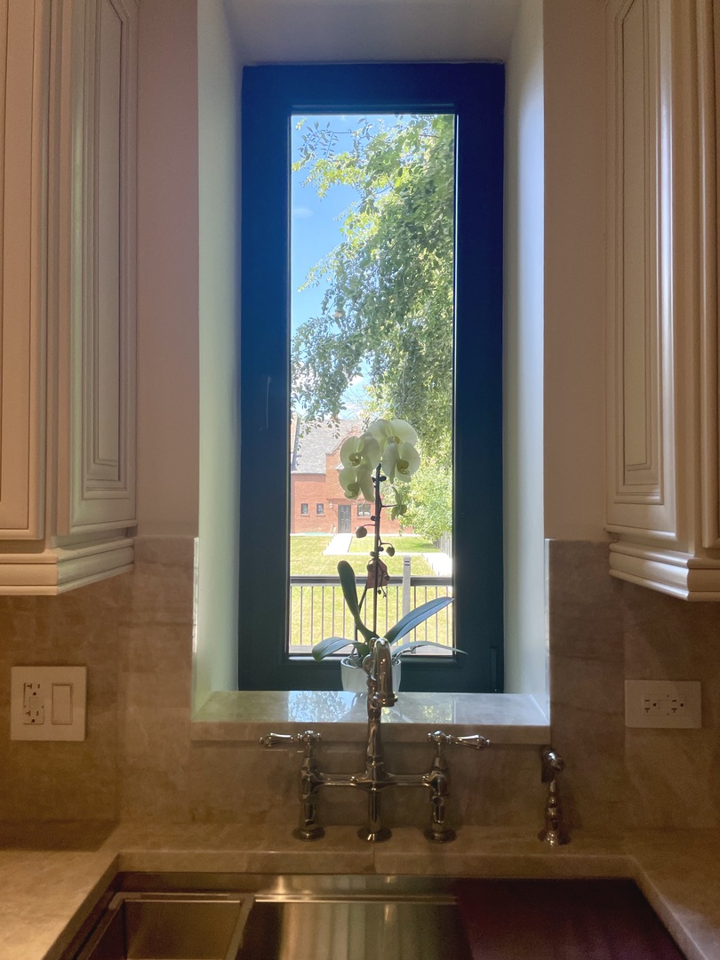 4730 South Greenwood Avenue Chicago IL 60615