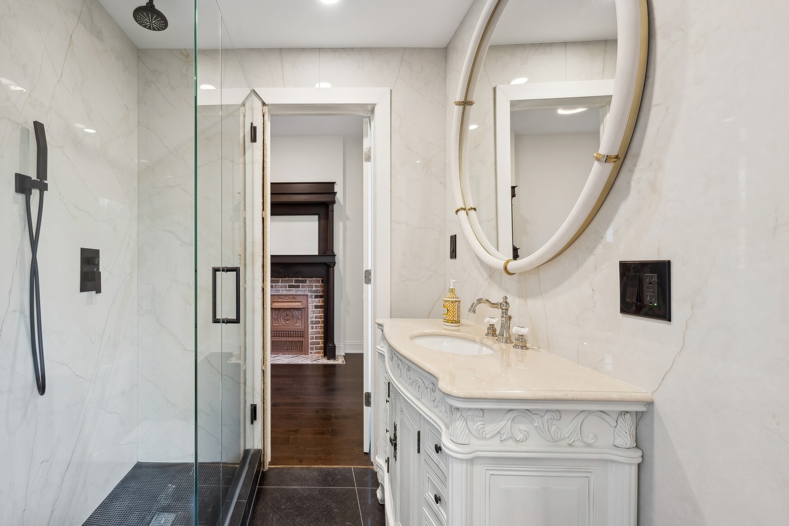 4730 South Greenwood Avenue Chicago IL 60615