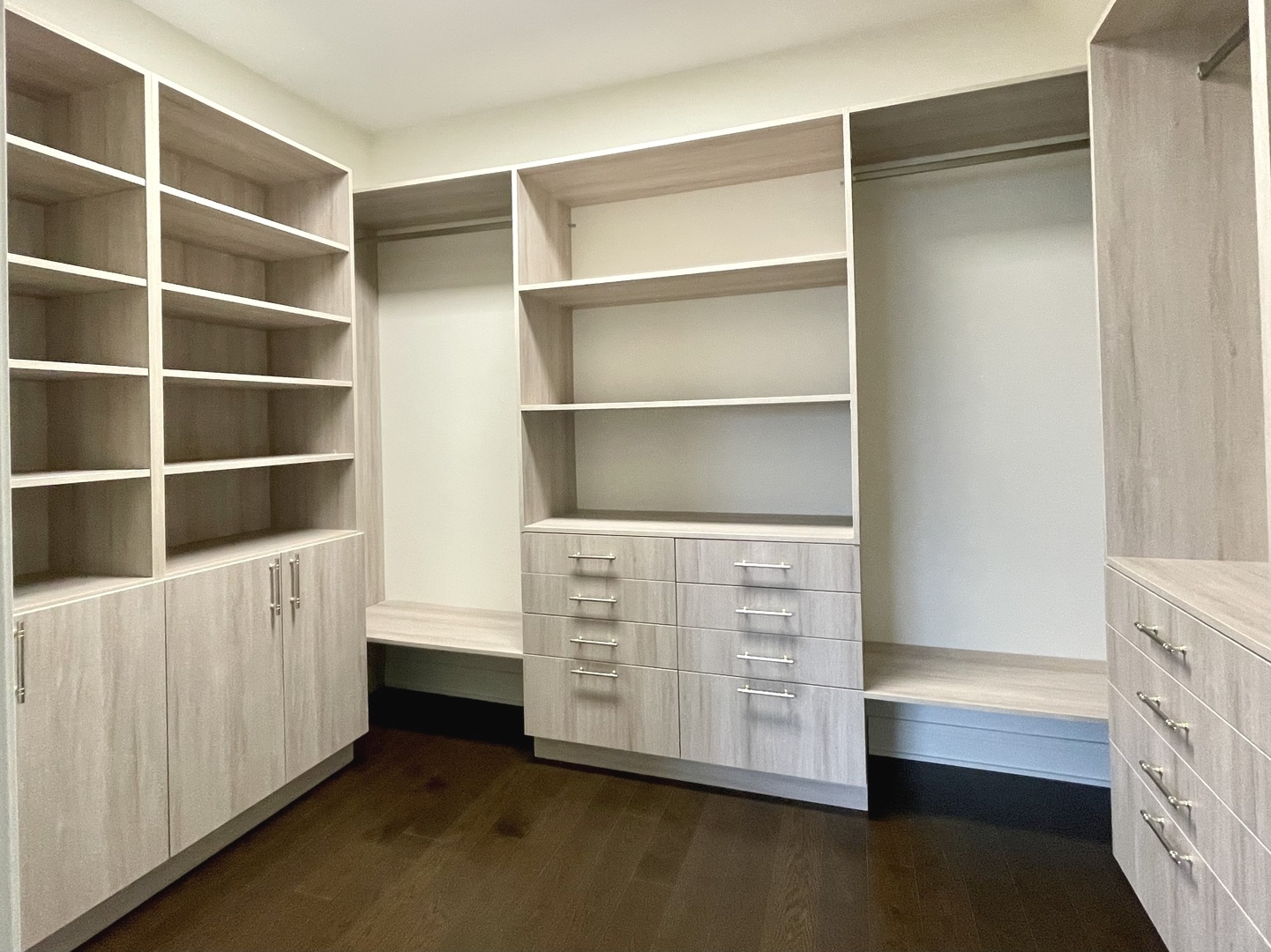 4730 South Greenwood Avenue Chicago IL 60615