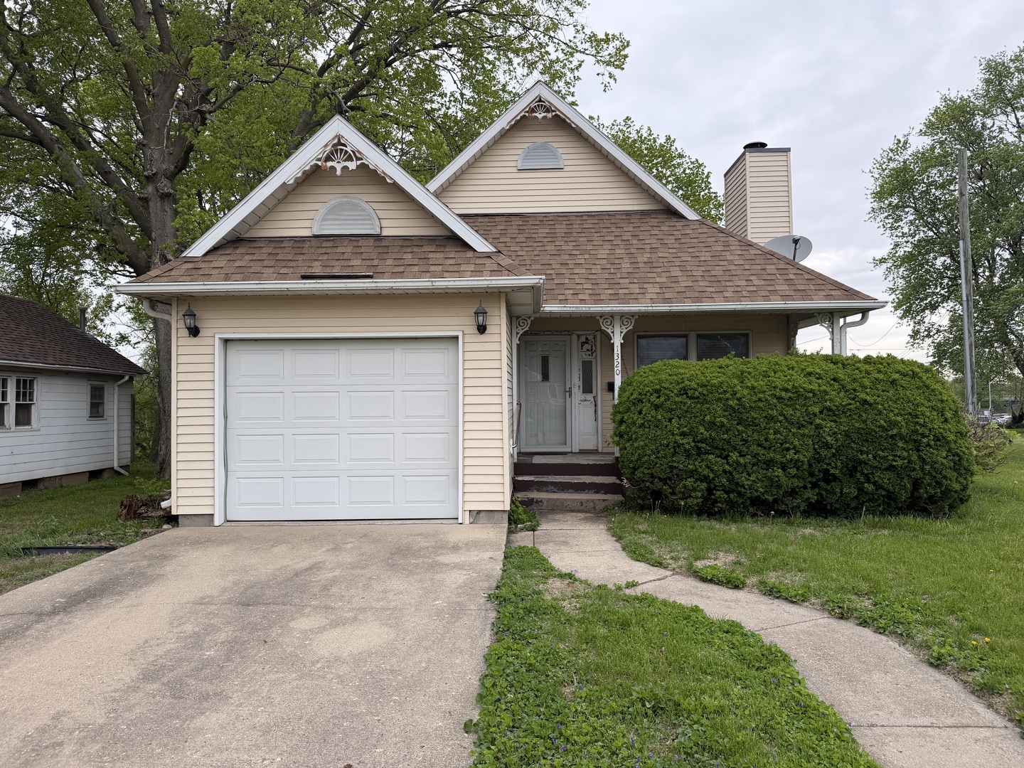 1320 West 2nd Street Rock Falls IL 61071