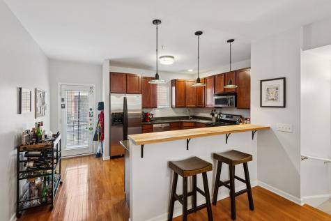 521 Chicago Avenue Evanston IL 60202