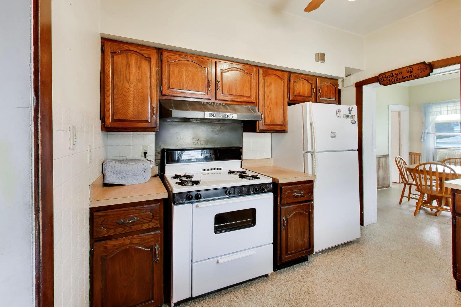 6122 North Newburg Avenue Chicago IL 60631