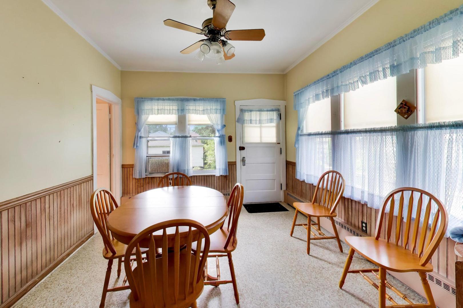 6122 North Newburg Avenue Chicago IL 60631