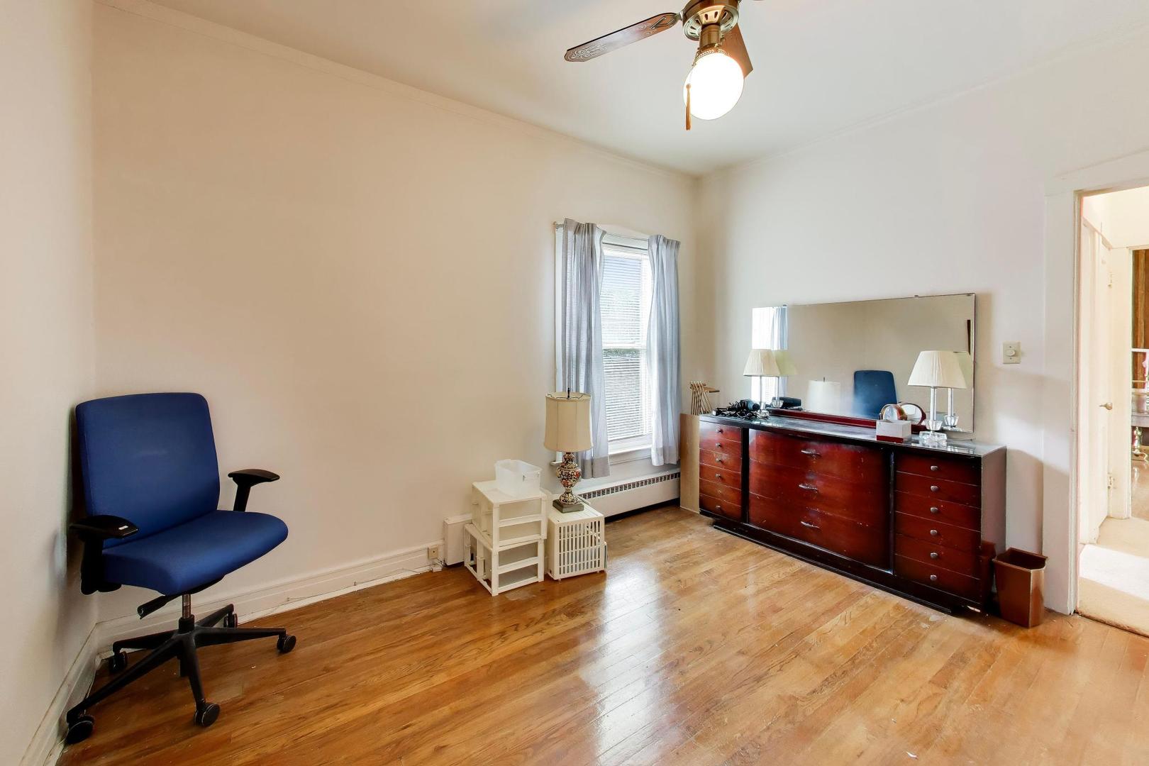 6122 North Newburg Avenue Chicago IL 60631