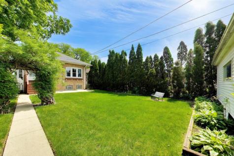 6122 North Newburg Avenue Chicago IL 60631