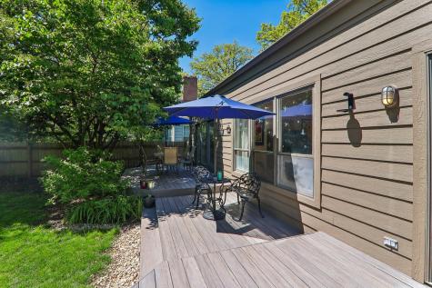 2724 Simpson Street Evanston IL 60201