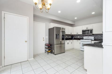 1845 Bluestem Circle Aurora IL 60504