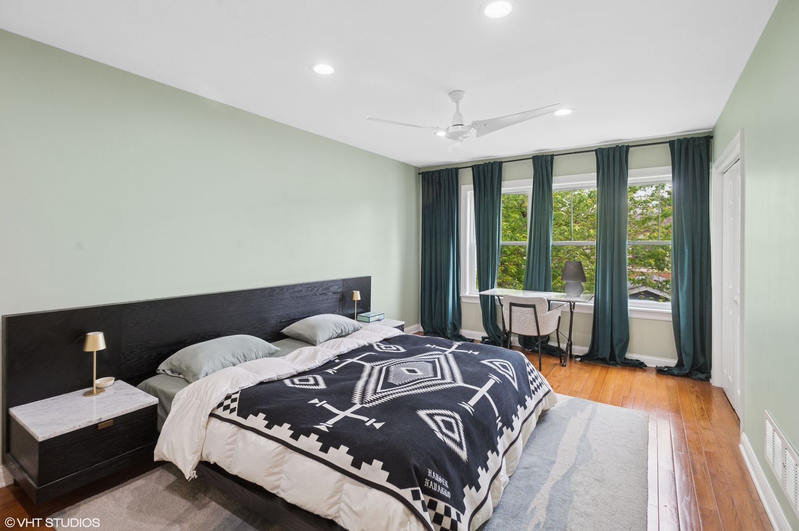 903 North Homan Avenue Chicago IL 60651