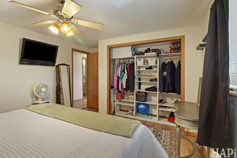 5709 Fox Lake Road Mchenry IL 60051