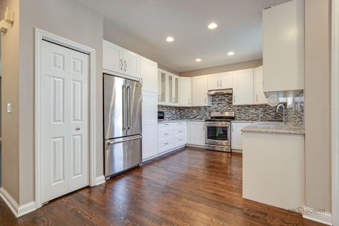 2460 Violet Street Glenview IL 60026