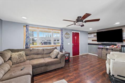 1095 Eastview Drive Paxton IL 60957