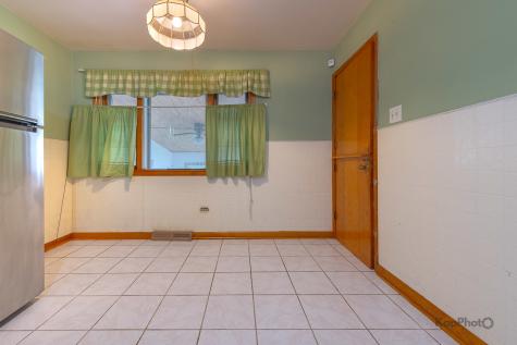 15214 Evers Street Dolton IL 60419