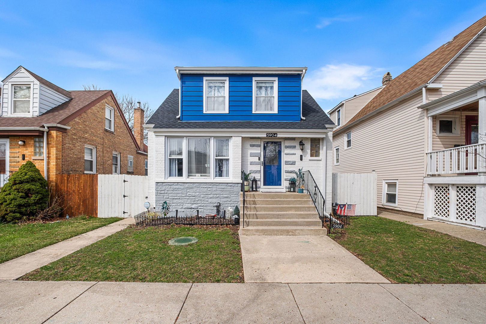 5904 West Berenice Avenue Chicago IL 60634