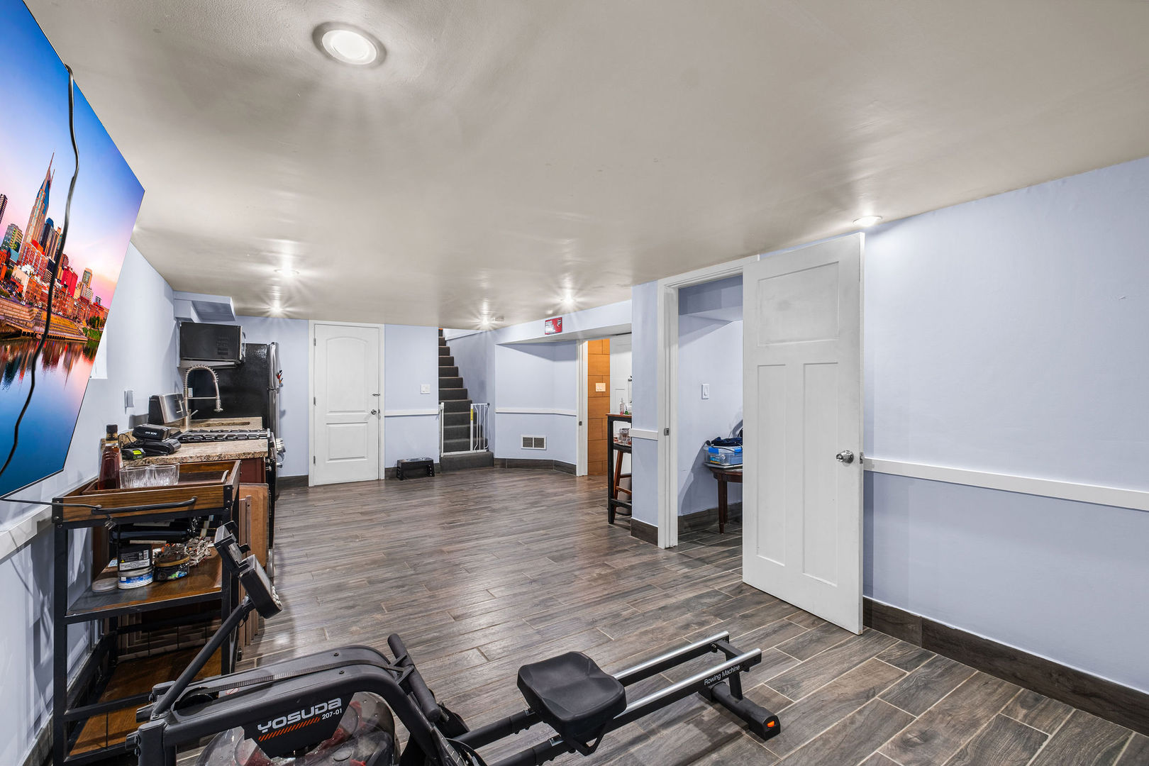 5904 West Berenice Avenue Chicago IL 60634